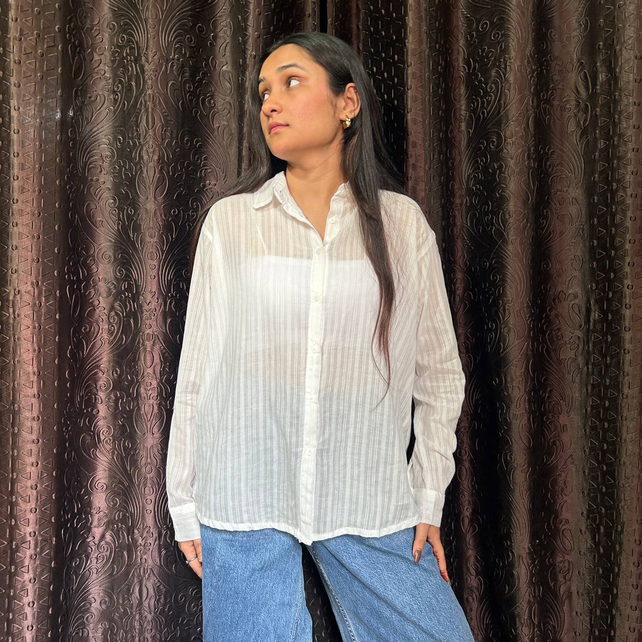 WHITE  SHIRT