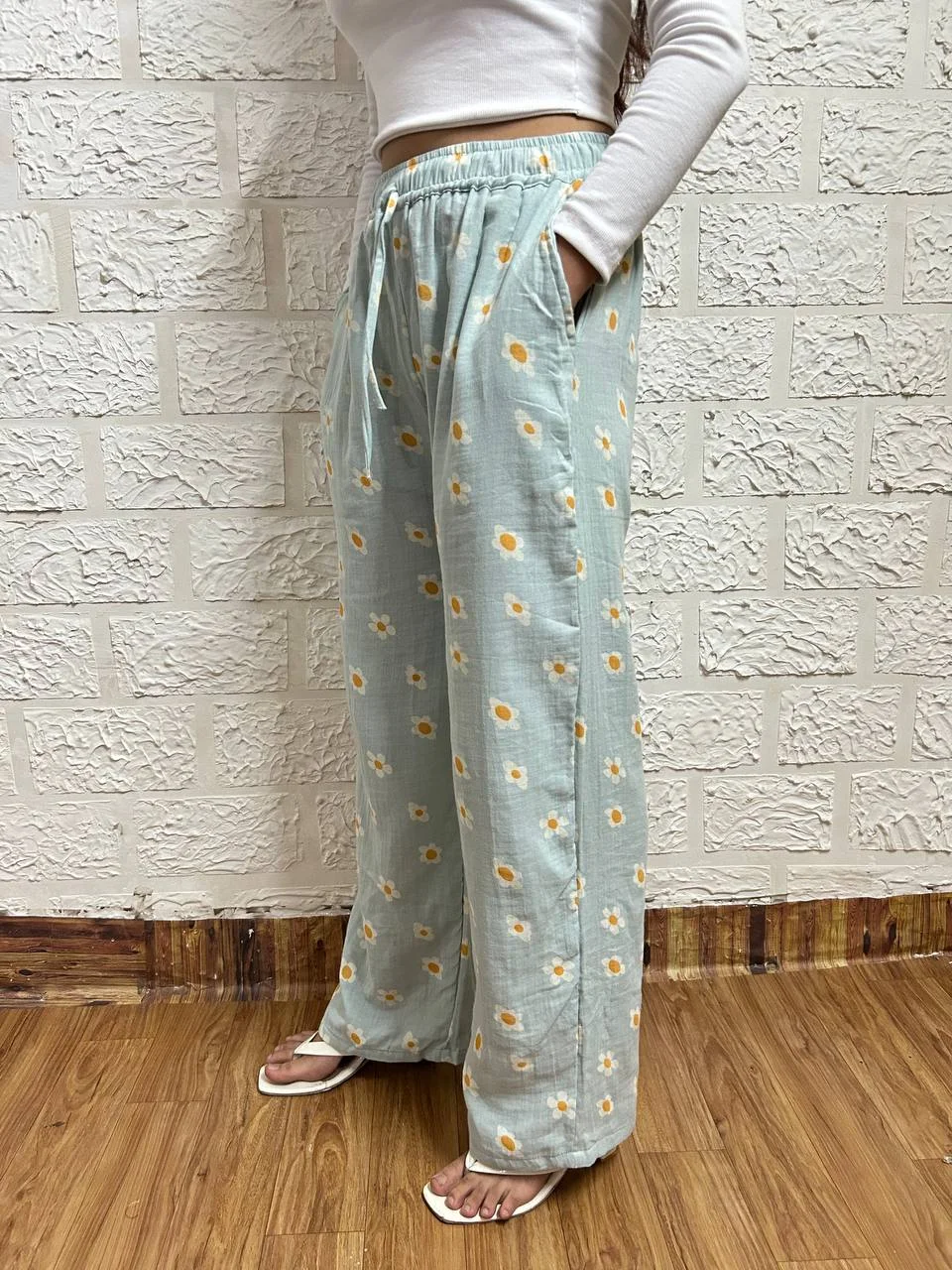 LINEN PANTS