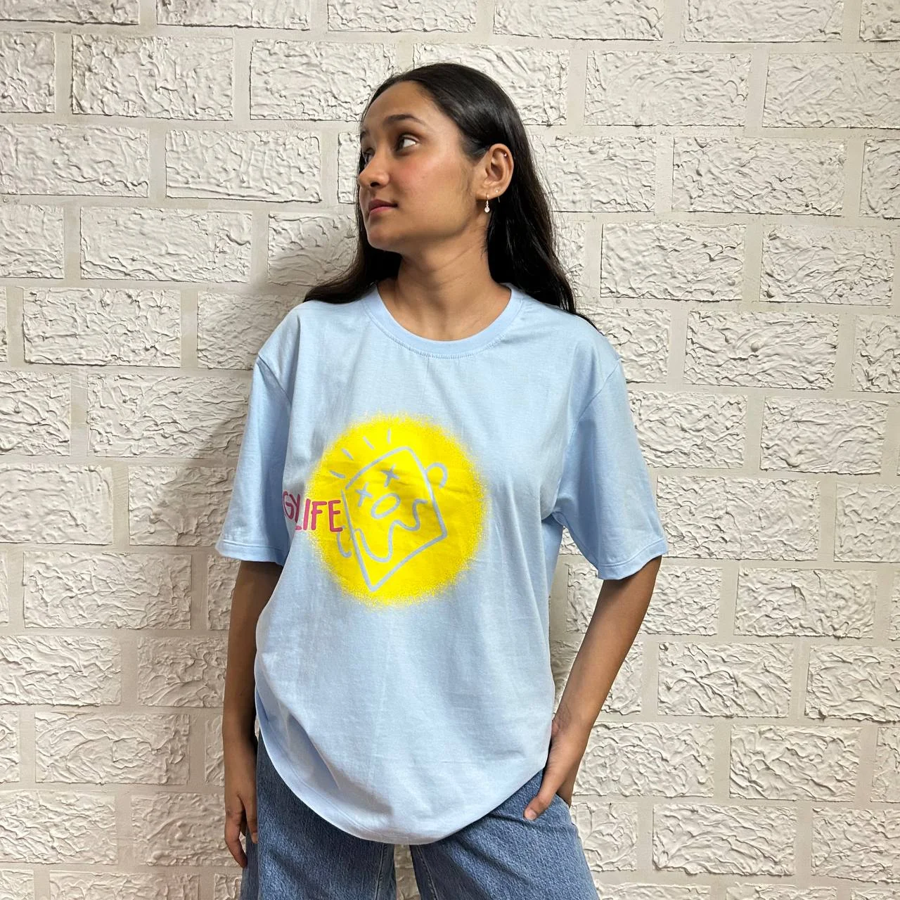 OVERSIZED GRAPHIC TEES