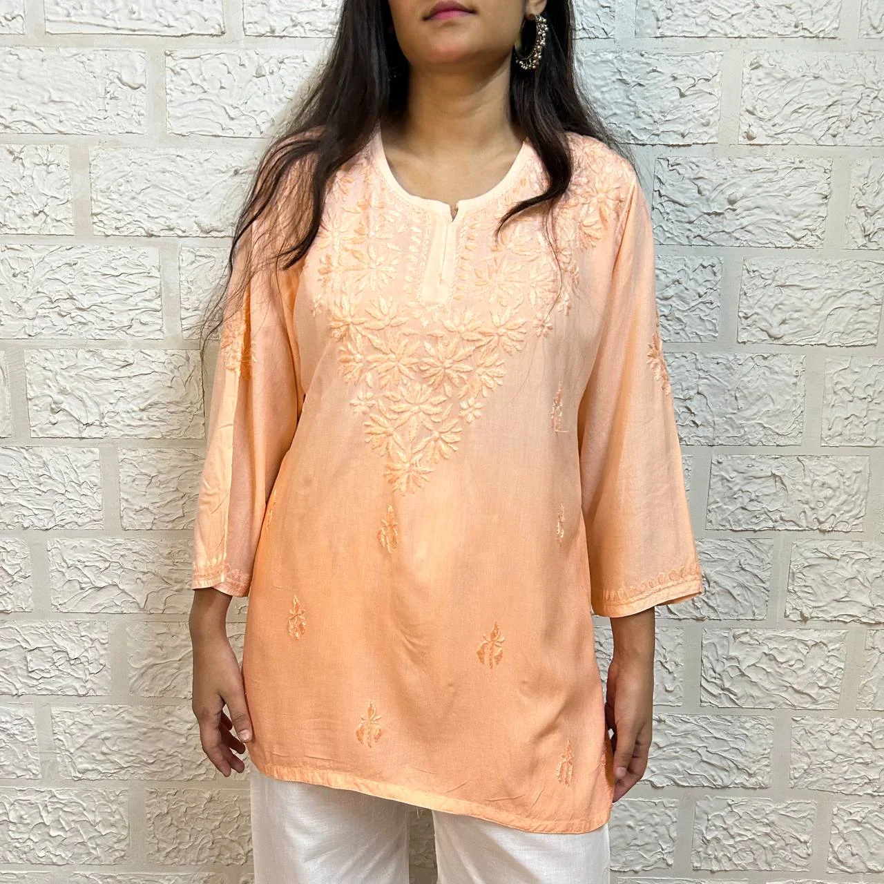 OMBRE SHORT CHIKANKARI KURTI