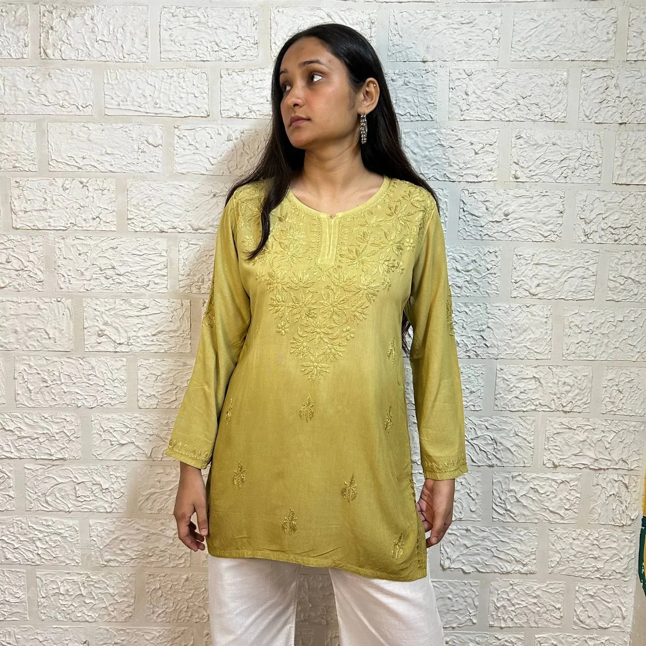 OMBRE SHORT CHIKANKARI KURTI