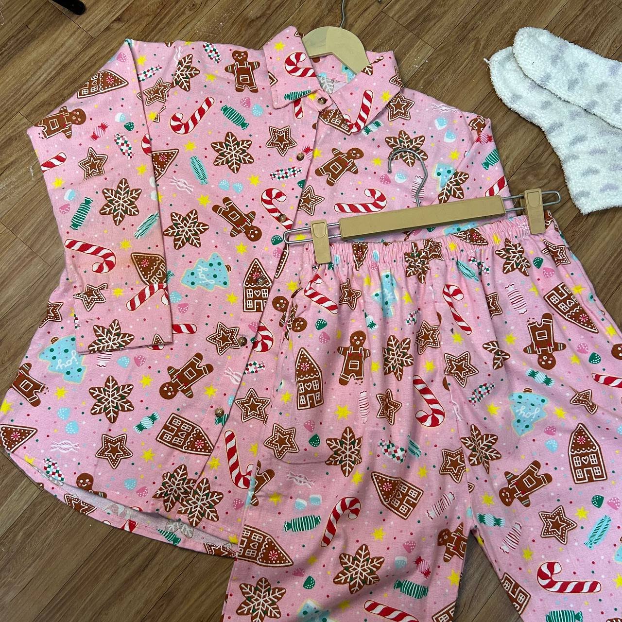 CHRISTMAS  NIGHTSUIT