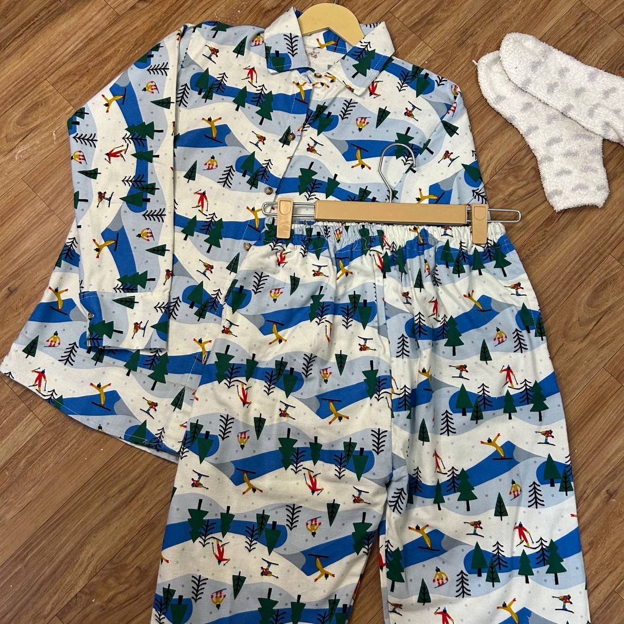 CHRISTMAS  NIGHTSUIT